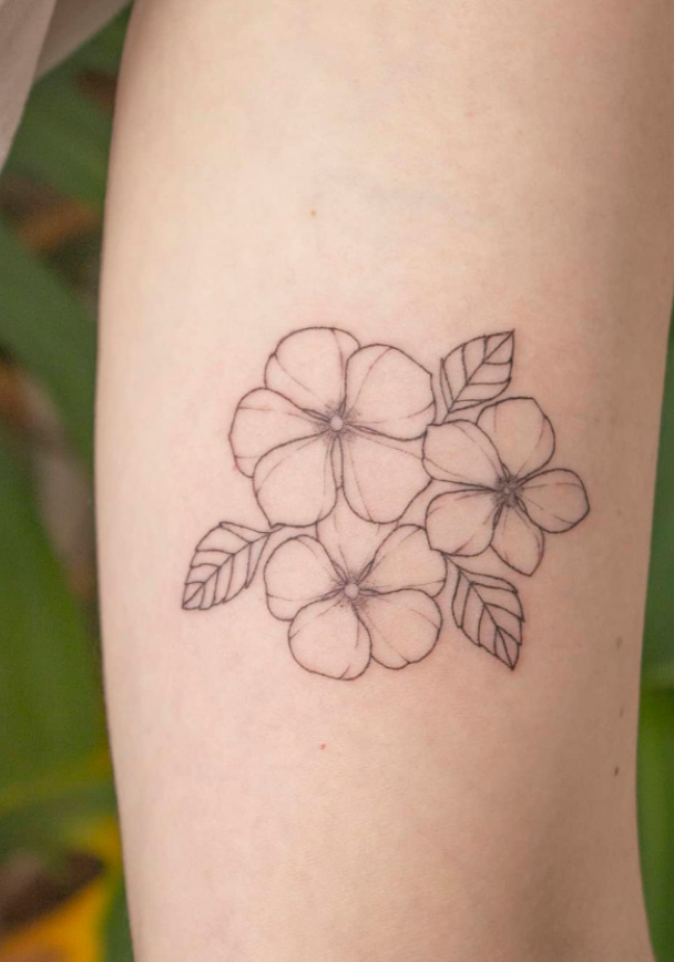 tattoo-flores-fine-line-madrid