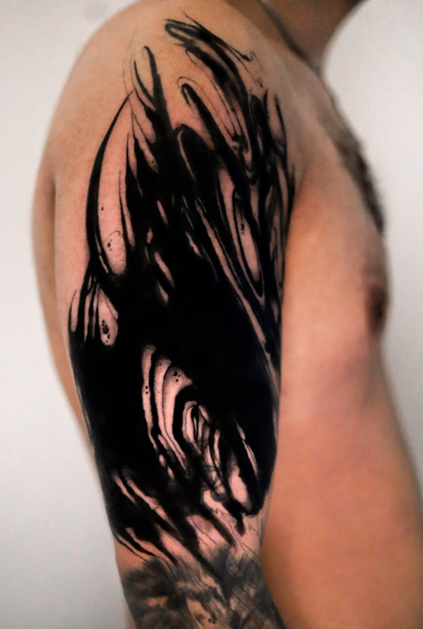 tattoo-blackout-dark-tatuajes-madrid