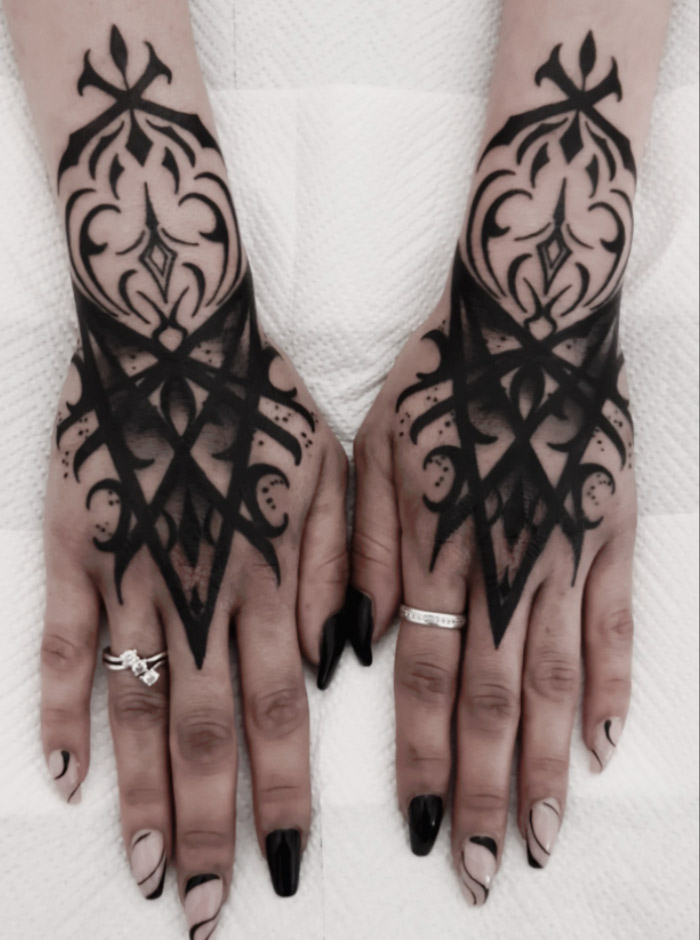 wedding-photographer-37 Tattoo-black-en--manos-tatuajes-madrid-blackwork